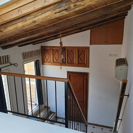 Attico Con Terrazza Santa Cecilia Apartment โรม ภายนอก รูปภาพ